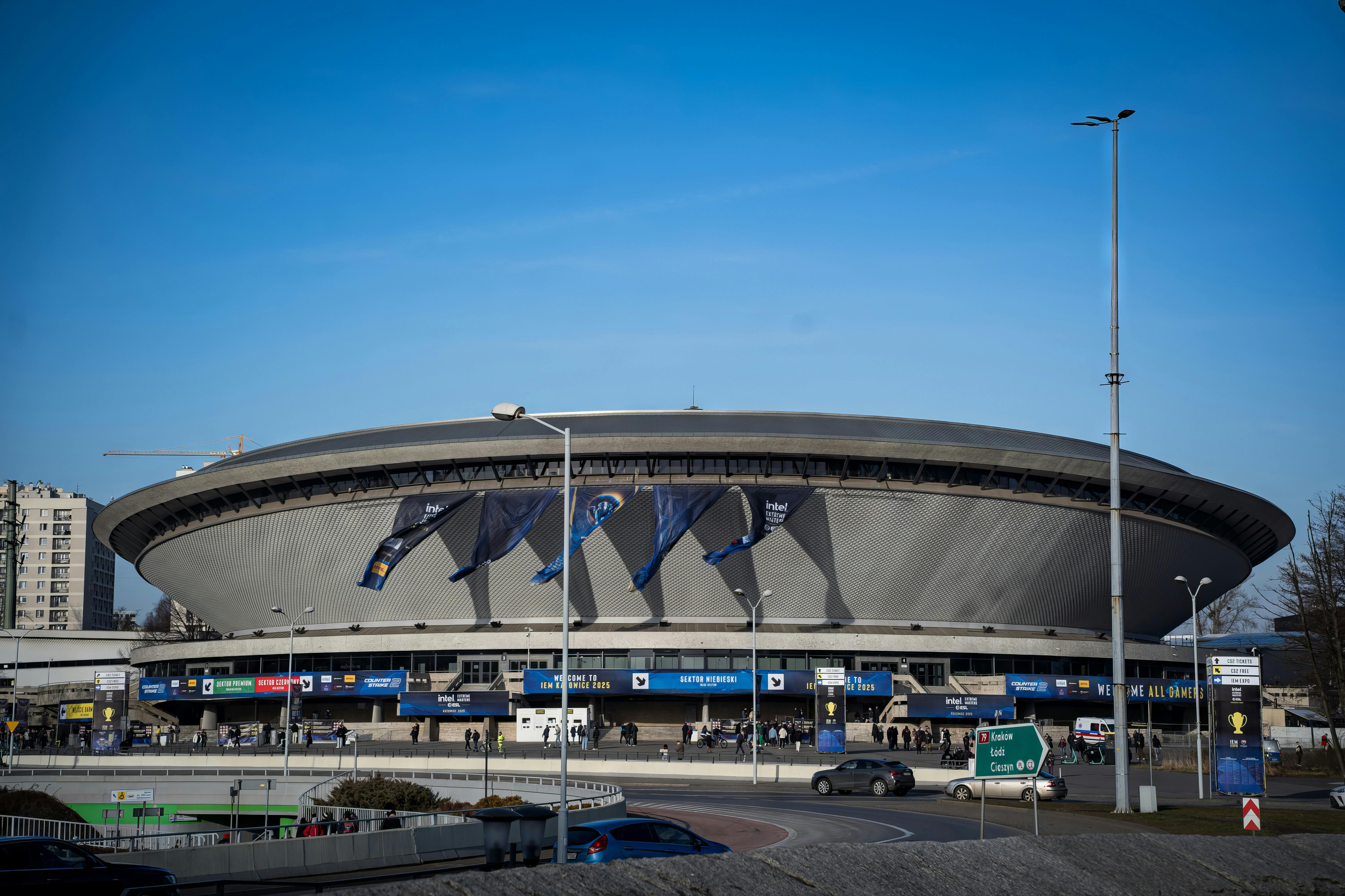 [11.01.2026] Казахстанский снайпер molodoy признан «Новичком года» по версии HLTV