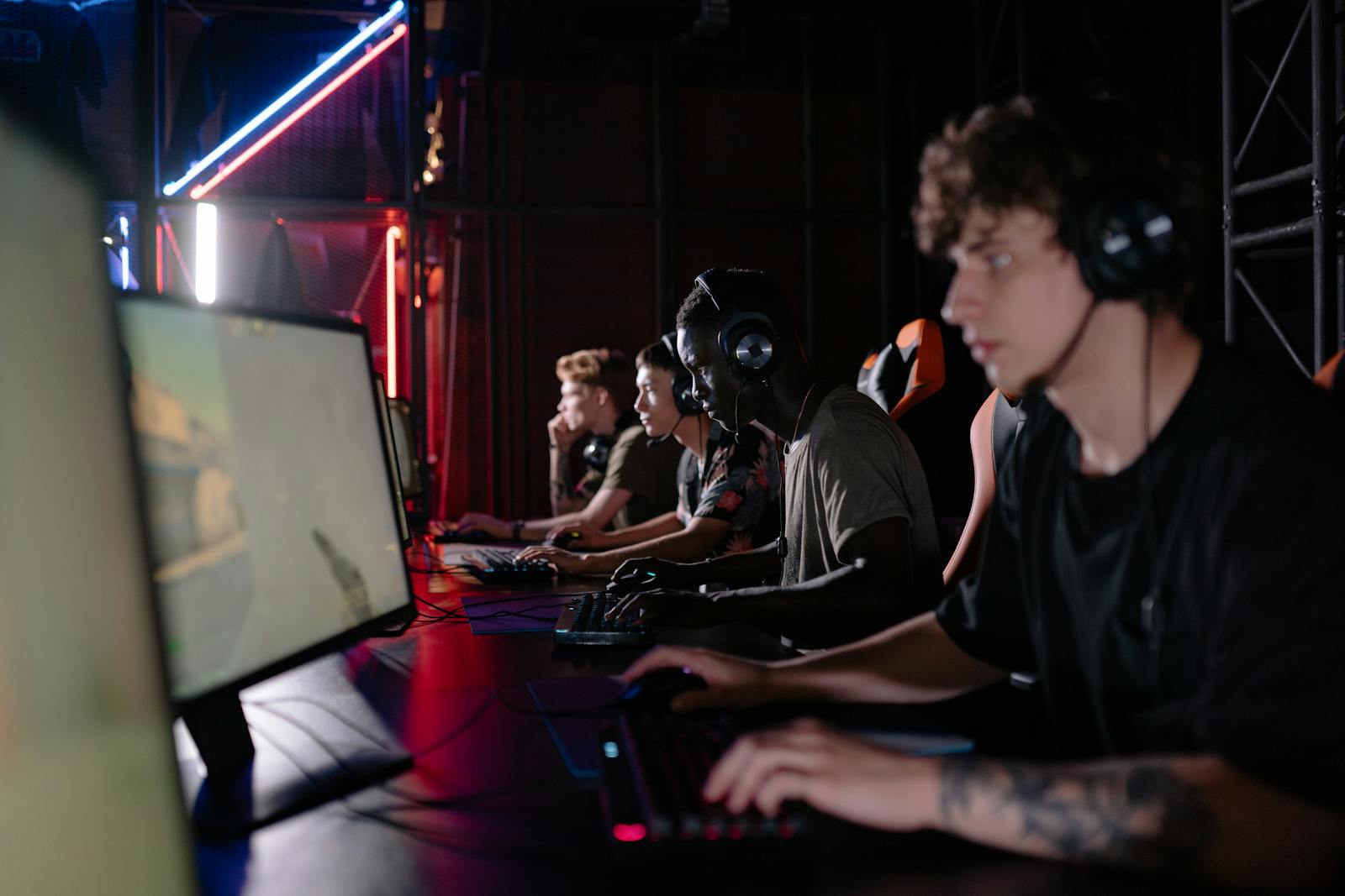 [18.05.2025] PGL CS2 Astana 2025: Гранд-финал мирового уровня в «Барыс Арене»